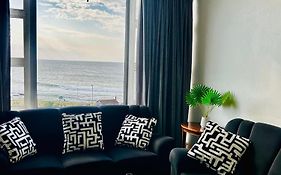 Coastal Bliss Retreat Peacehaven - Pool And Braai - 2 Adults 2 Children